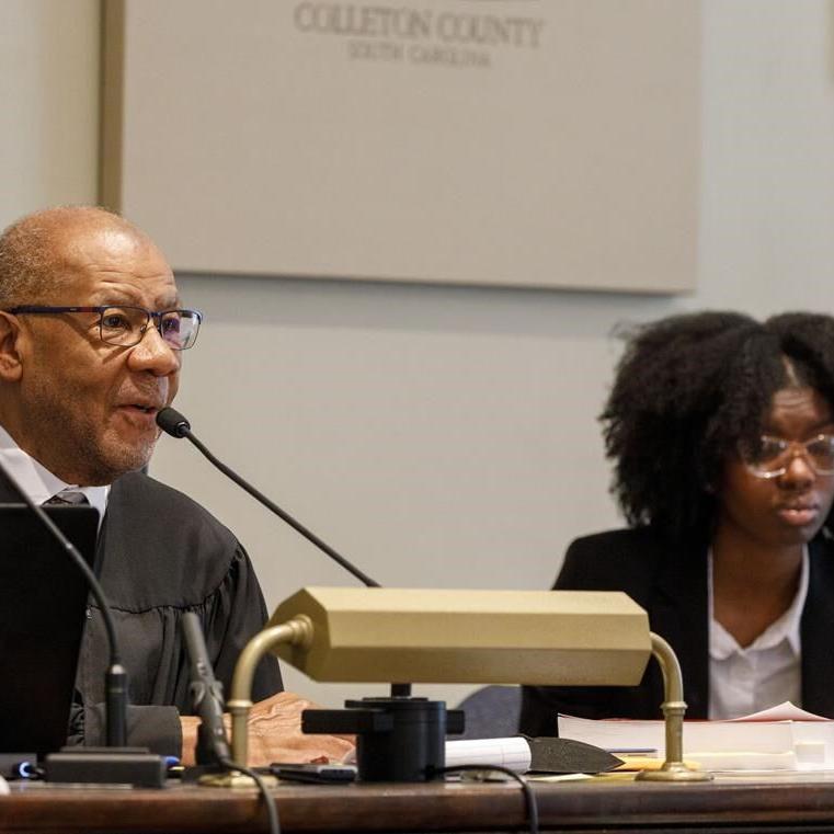 Murdaugh's sister-in-law saw odd behavior after killings